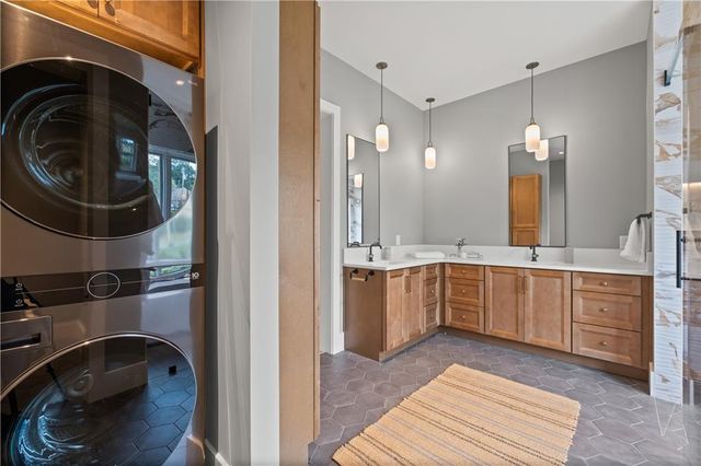 2650 ROSWELL Road, Marietta, GA 30062