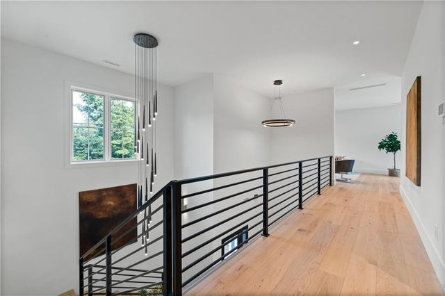 2650 ROSWELL Road, Marietta, GA 30062