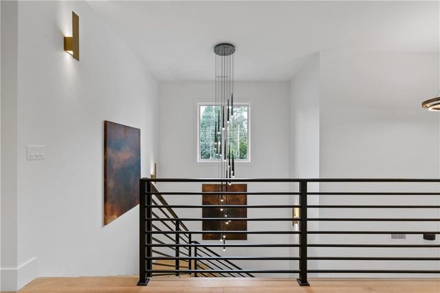 2650 ROSWELL Road, Marietta, GA 30062