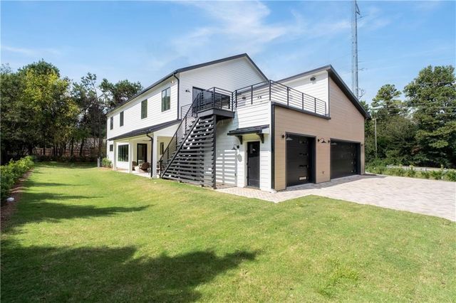 2650 ROSWELL Road, Marietta, GA 30062