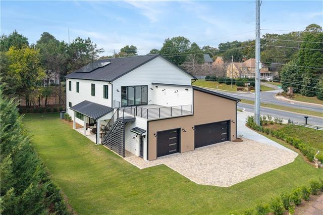 2650 ROSWELL Road, Marietta, GA 30062