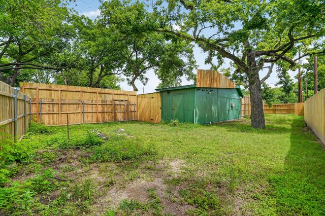 5469 Lake Granbury Trail, Granbury, TX 76048