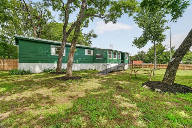 5469 Lake Granbury Trail, Granbury, TX 76048
