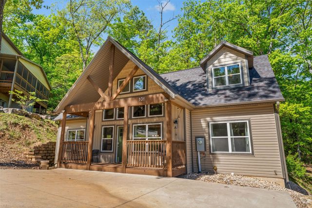 101 Willow Oak Lane Lane, Branson, MO 65616
