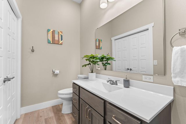 101 Willow Oak Lane Lane, Branson, MO 65616