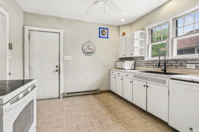 1013 S 34th Street, South Bend, IN 46615