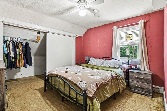 1013 S 34th Street, South Bend, IN 46615
