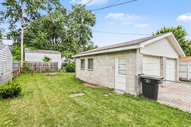 1013 S 34th Street, South Bend, IN 46615