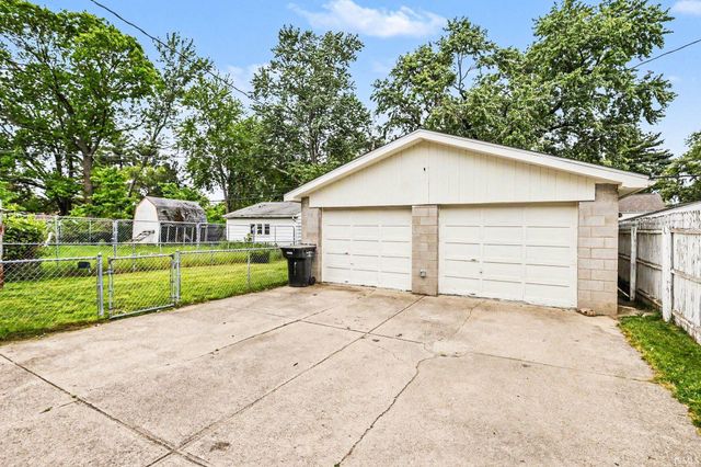 1013 S 34th Street, South Bend, IN 46615