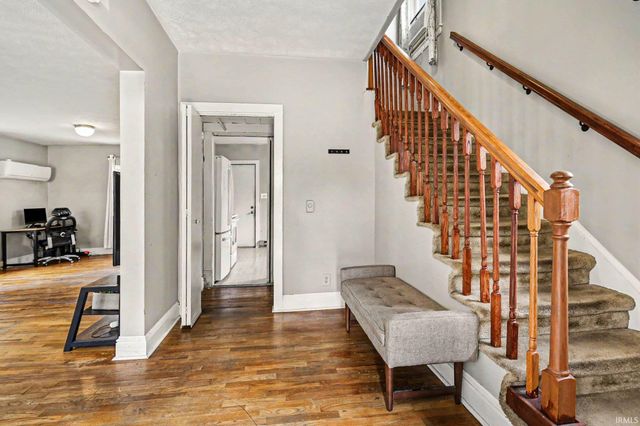 1013 S 34th Street, South Bend, IN 46615