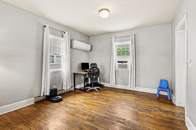 1013 S 34th Street, South Bend, IN 46615