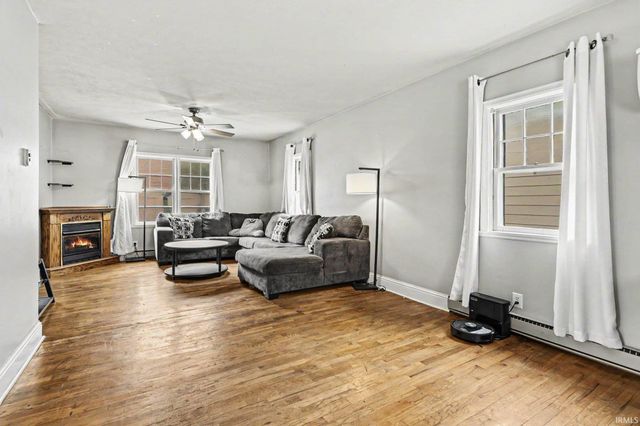 1013 S 34th Street, South Bend, IN 46615