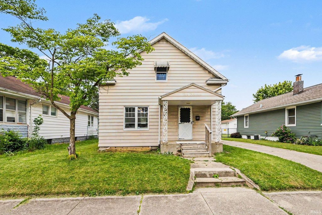 1013 S 34th Street, South Bend, IN 46615