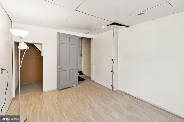 305 CEDAR RIDGE DR, Oxon Hill, MD 20745