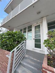 300 74th Street 2, Miami Beach, FL 33141