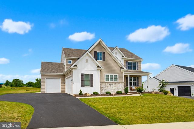 719 OXFORD DR, York, PA 17406