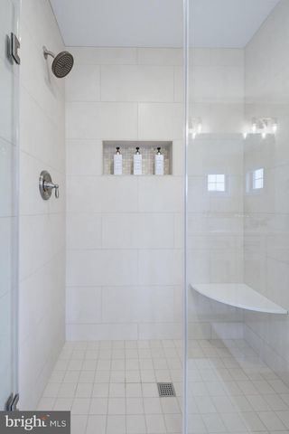 719 OXFORD DR, York, PA 17406