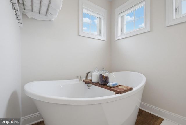 719 OXFORD DR, York, PA 17406