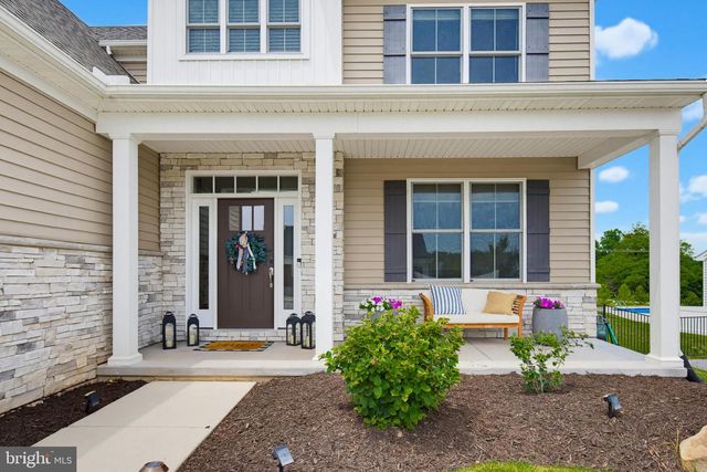 719 OXFORD DR, York, PA 17406