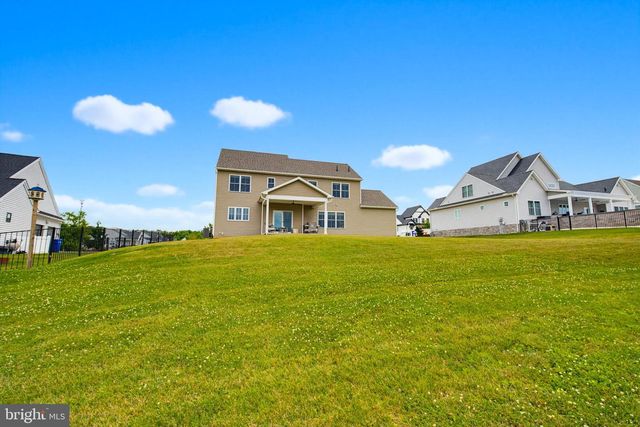 719 OXFORD DR, York, PA 17406