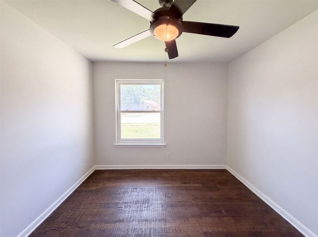 2415 Barnes Bridge Road, Dallas, TX 75228