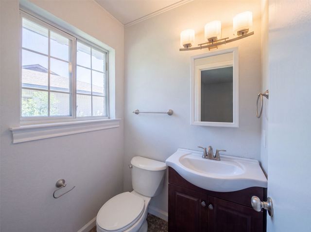 2415 Barnes Bridge Road, Dallas, TX 75228