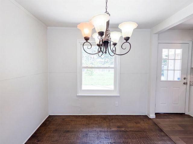 2415 Barnes Bridge Road, Dallas, TX 75228