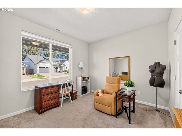 1944 Nw MERCIA St, Mc Minnville, OR 97128