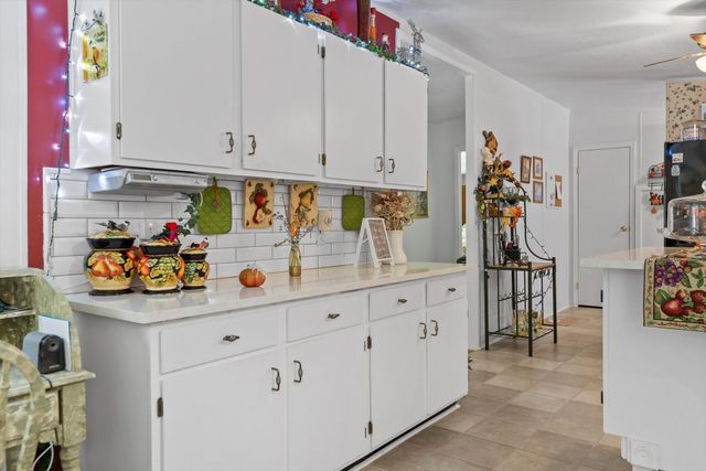 434 D Harvey Road, Graysville, TN 37338