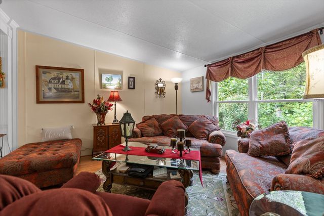 434 D Harvey Road, Graysville, TN 37338