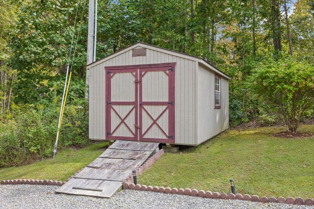 434 D Harvey Road, Graysville, TN 37338