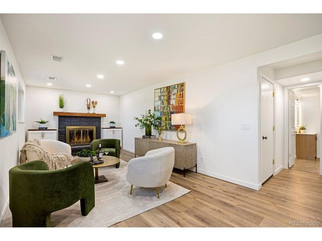 9299 W Weaver Dr, Littleton, CO 80123