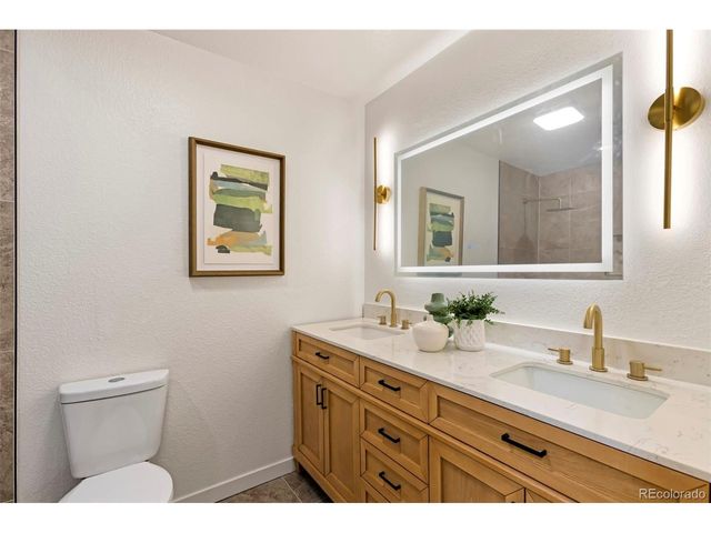 9299 W Weaver Dr, Littleton, CO 80123