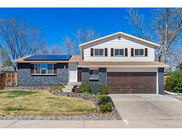 9299 W Weaver Dr, Littleton, CO 80123