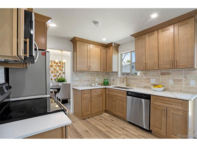 9299 W Weaver Dr, Littleton, CO 80123