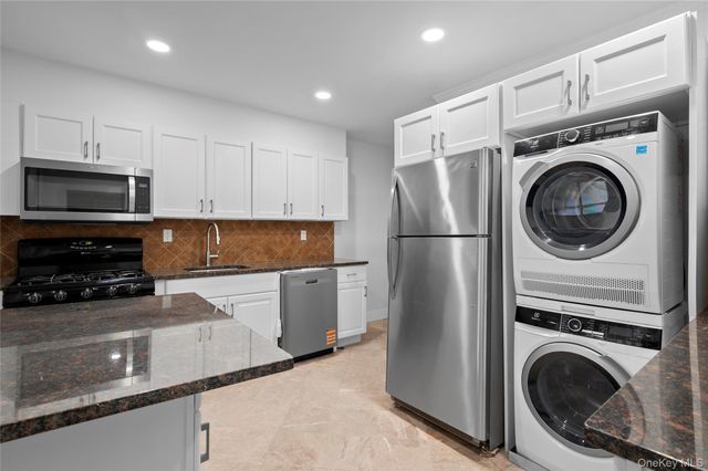 20 Overhill Place 2, Yonkers, NY 11104