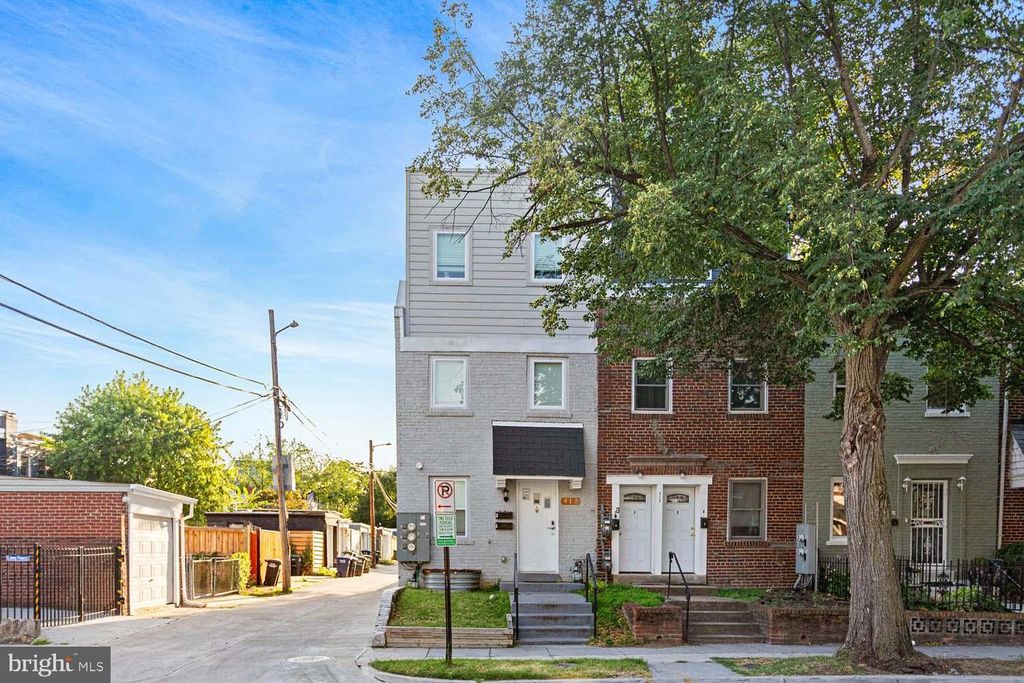 412 20TH ST NE, Washington, DC 20002