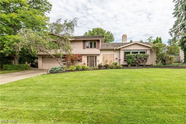 24653 Meldon Boulevard, Beachwood, OH 44122