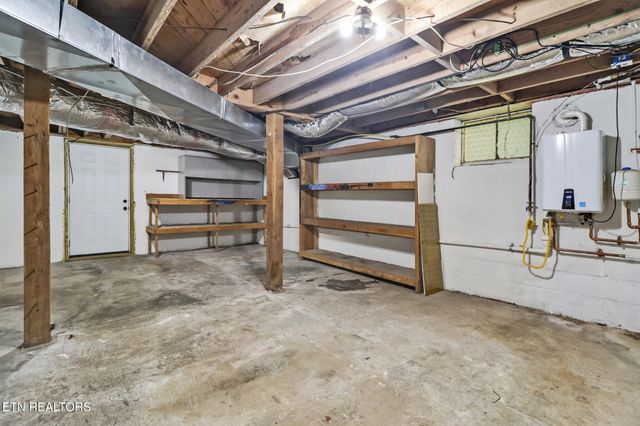 820 Sunset Drive, Kingston, TN 37763