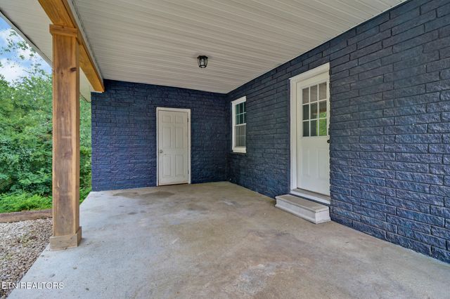 820 Sunset Drive, Kingston, TN 37763