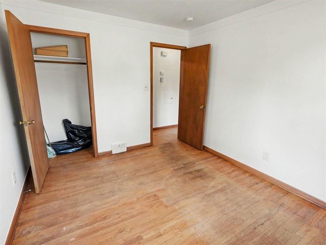 32740 Grandview Avenue, Westland, MI 48186