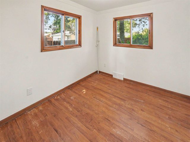 32740 Grandview Avenue, Westland, MI 48186