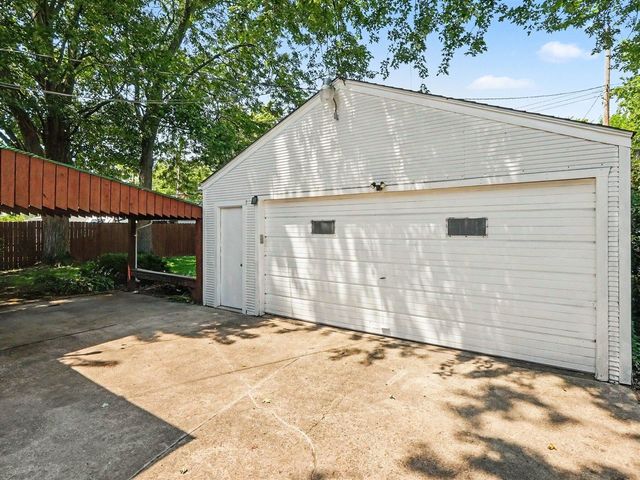32740 Grandview Avenue, Westland, MI 48186