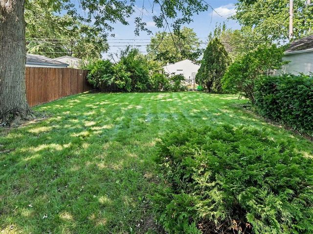 32740 Grandview Avenue, Westland, MI 48186