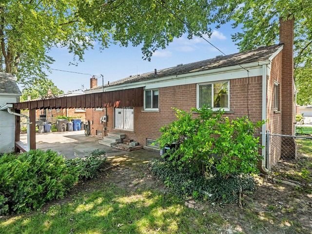 32740 Grandview Avenue, Westland, MI 48186
