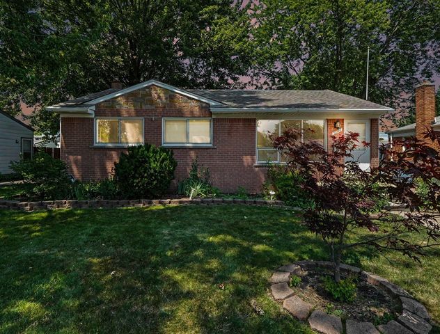 32740 Grandview Avenue, Westland, MI 48186
