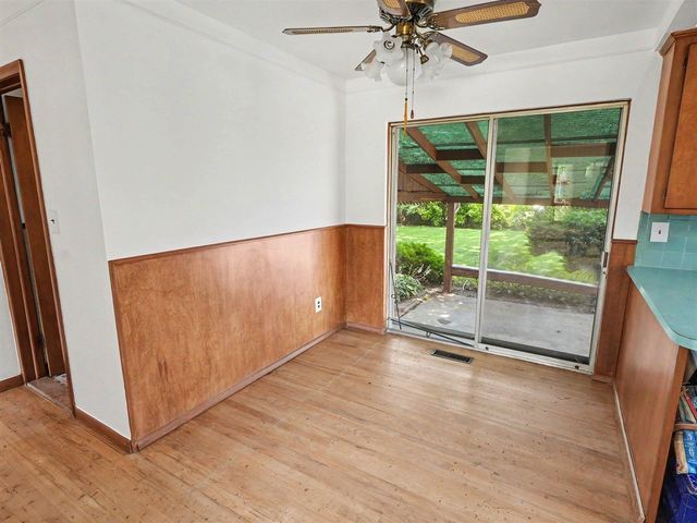 32740 Grandview Avenue, Westland, MI 48186