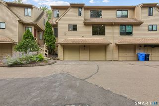 210 Treadwell Street 405, Hamden, CT 06517
