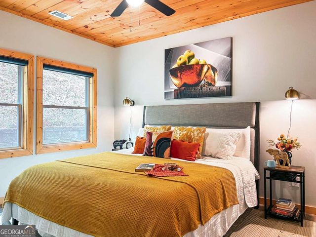 7 Addle Court, Ellijay, GA 30540