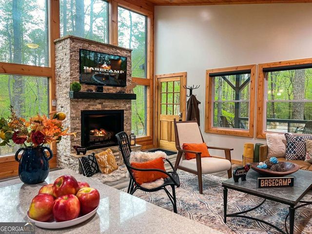 7 Addle Court, Ellijay, GA 30540